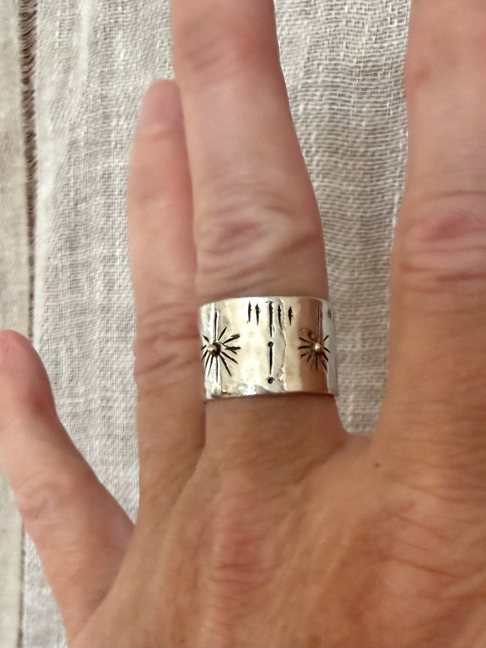Sundance Silver Ring - Picture 5 of 10